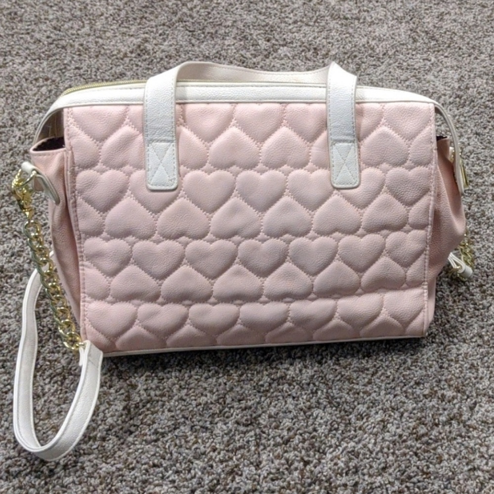 🌸BETSEY JOHNSON PURSE WITH SHOULDER STRAPS & ATTACHABLE CROSSBODY STRAP - Picture 2 of 13